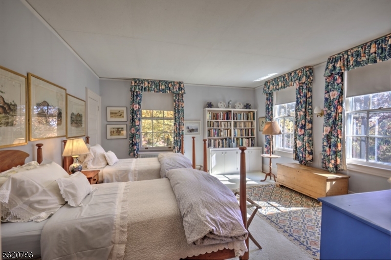 Bernardsville Mountain - Residential