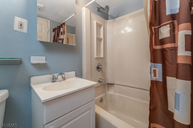 Cedarbrook - Residential