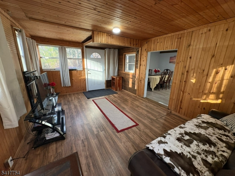 Crandon Lakes - Residential