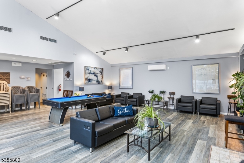 Mountain Club - Residential