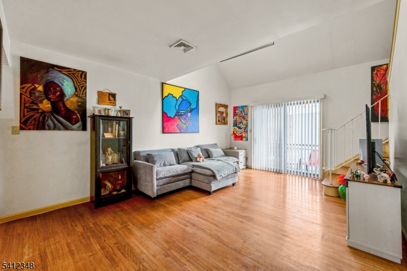 LEXINGTON COURT CONDO - Residential