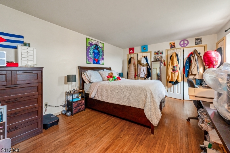 LEXINGTON COURT CONDO - Residential