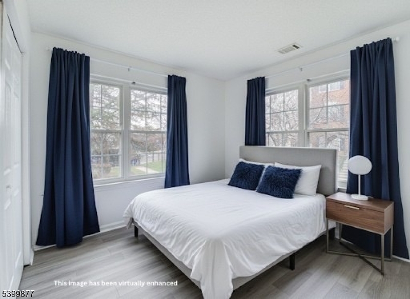 Society Hill - Residential