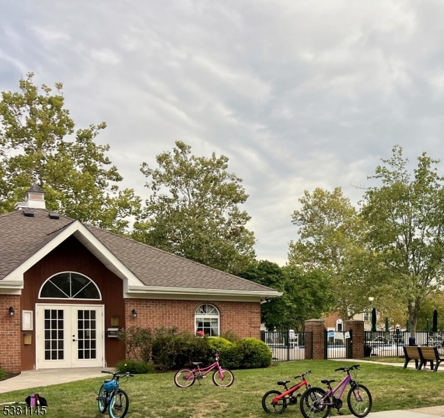 Stratton Meadows - Residential