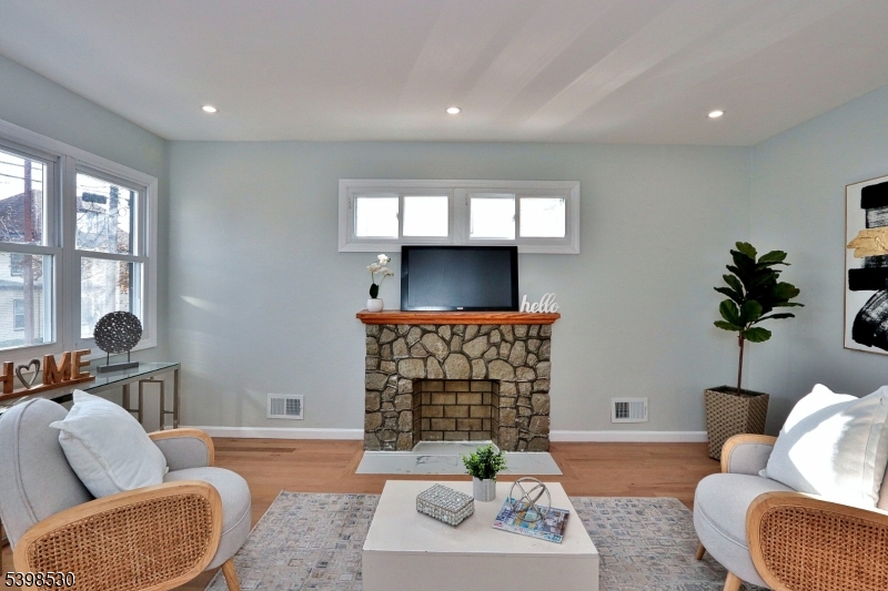 Maplewood Commons - Residential