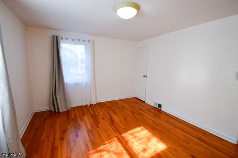 Briant Park - Residential Lease