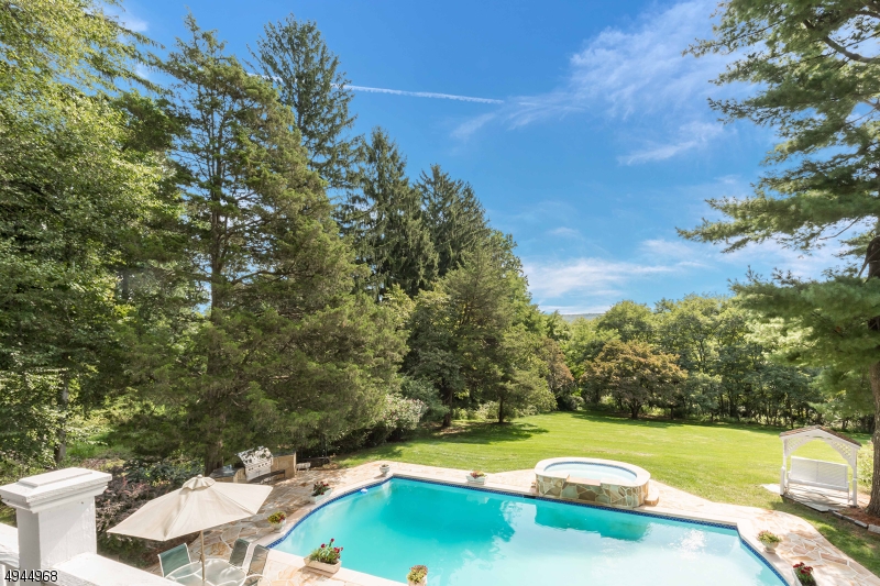 Far Hills Estate section - Residential