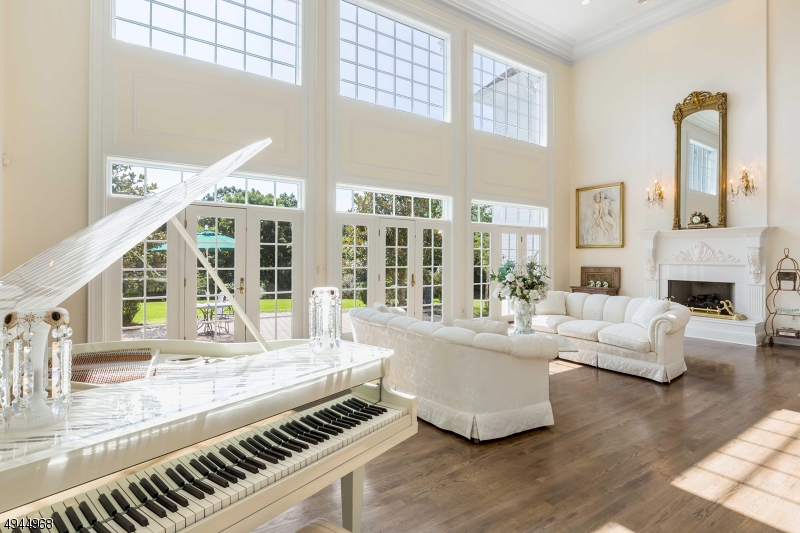 Far Hills Estate section - Residential