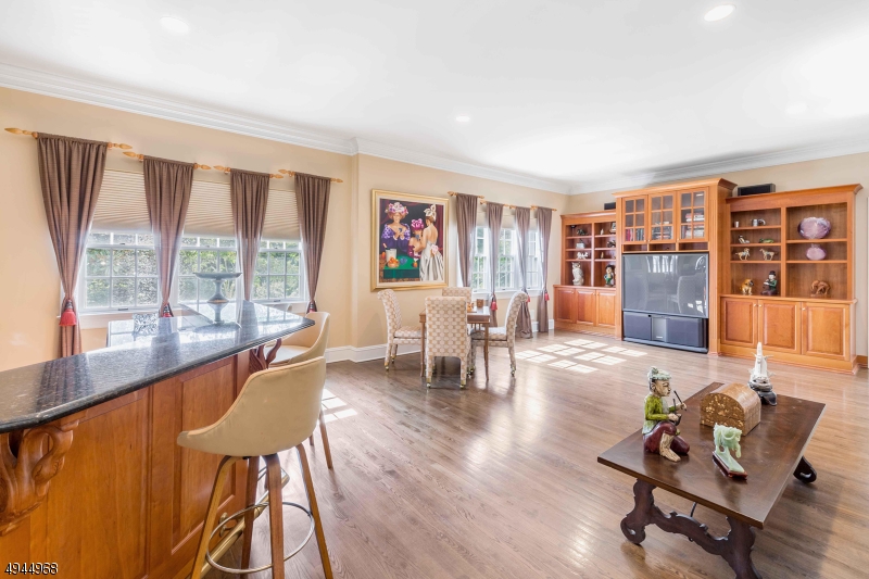 Far Hills Estate section - Residential
