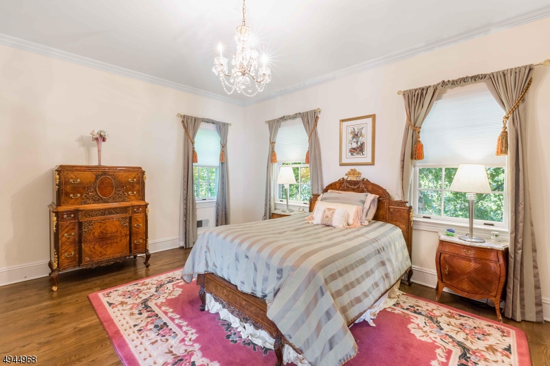 Far Hills Estate section - Residential