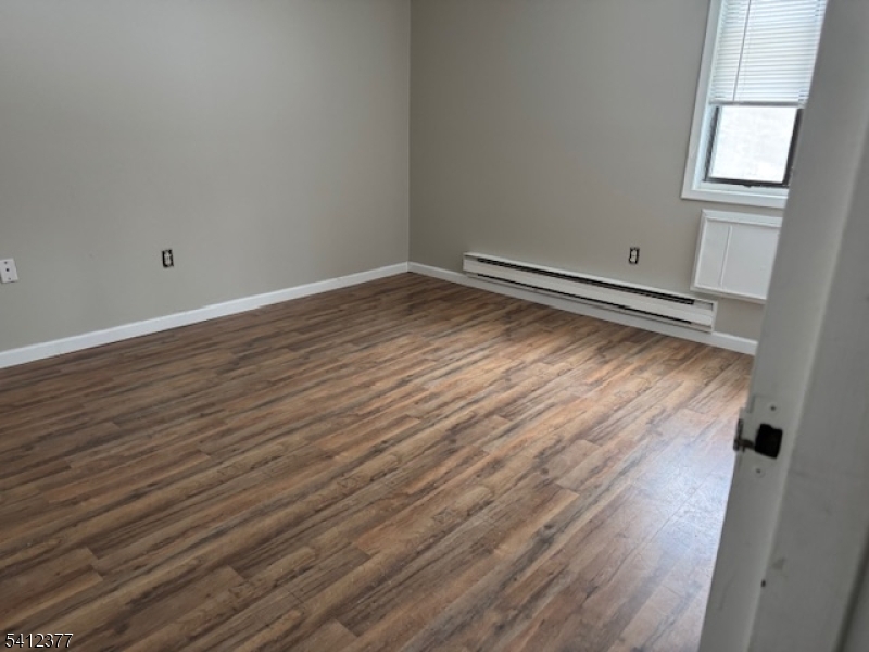 Carlton Village - Residential Lease