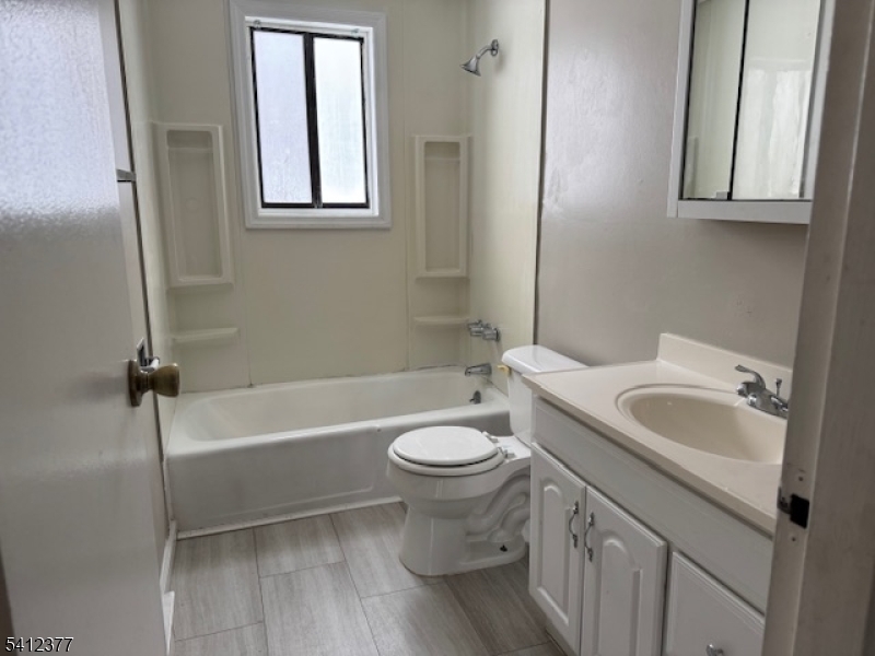 Carlton Village - Residential Lease