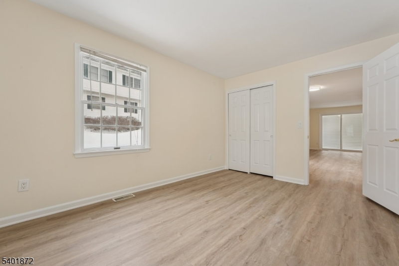 Spring Ridge - Residential