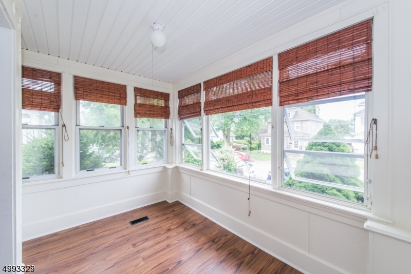 Flats - Residential Lease