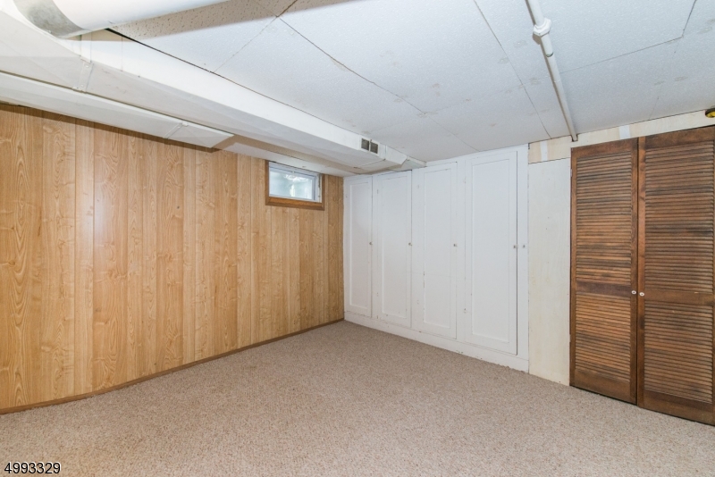 Flats - Residential Lease