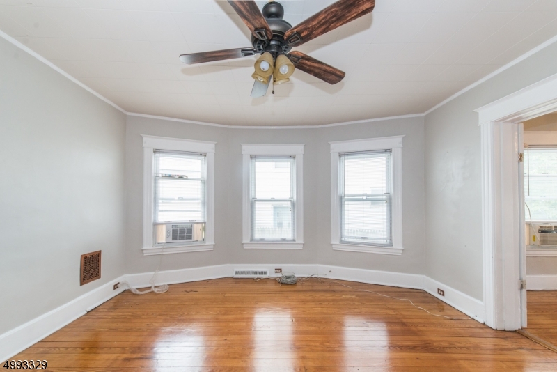 Flats - Residential Lease