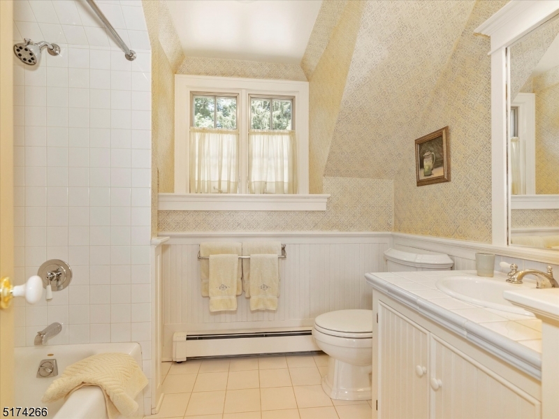 Bernardsville Mountain - Residential