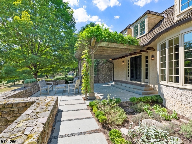 Bernardsville Mountain - Residential