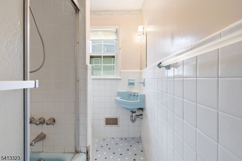 Indian Lake - Residential