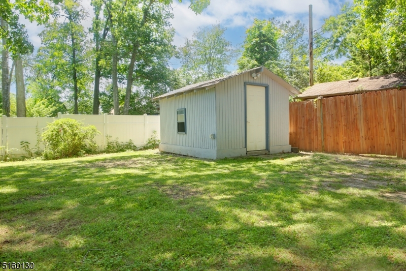 Lake Hiawatha - Residential Lease