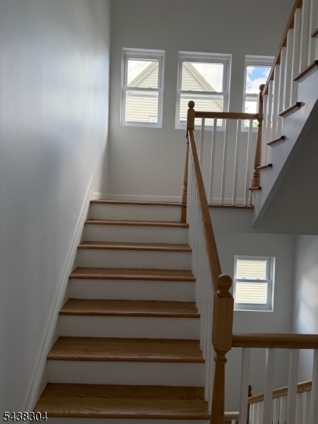 170 N 18Th St - Photo 3