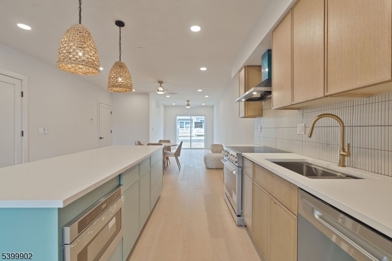 Avon Lakeview Townhomes - Residential