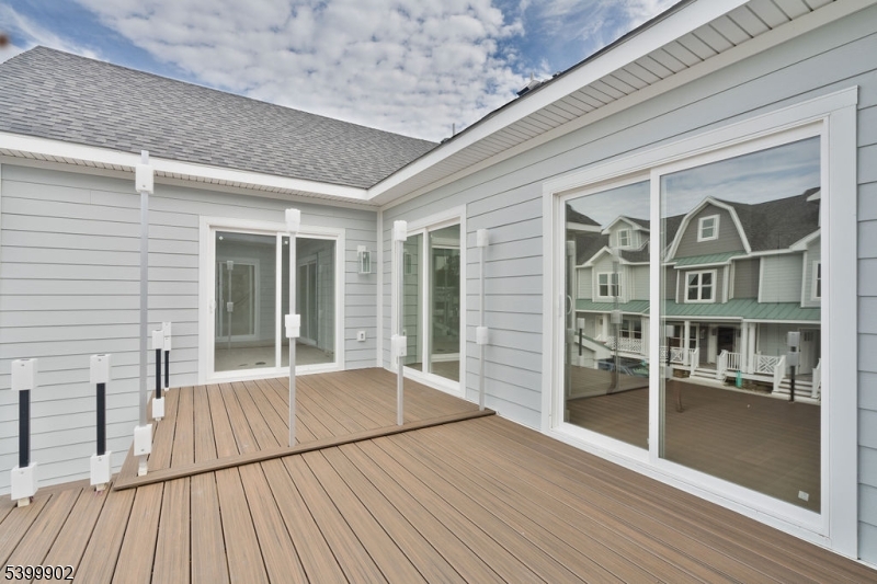 Avon Lakeview Townhomes - Residential