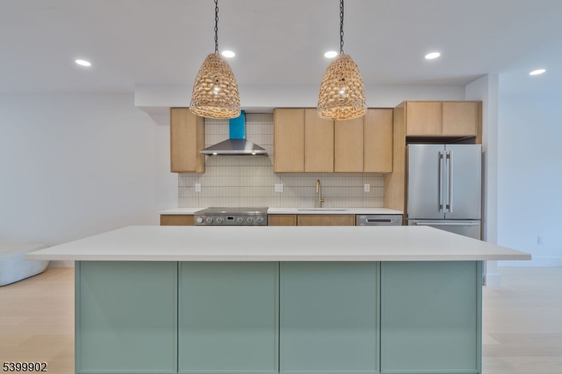 Avon Lakeview Townhomes - Residential