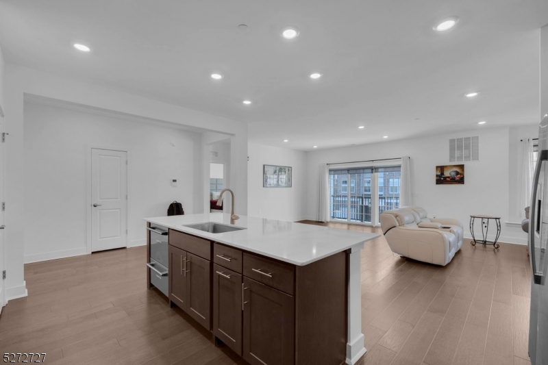 Collection at Morris Plains - Residential