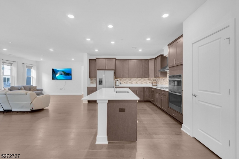 Collection at Morris Plains - Residential