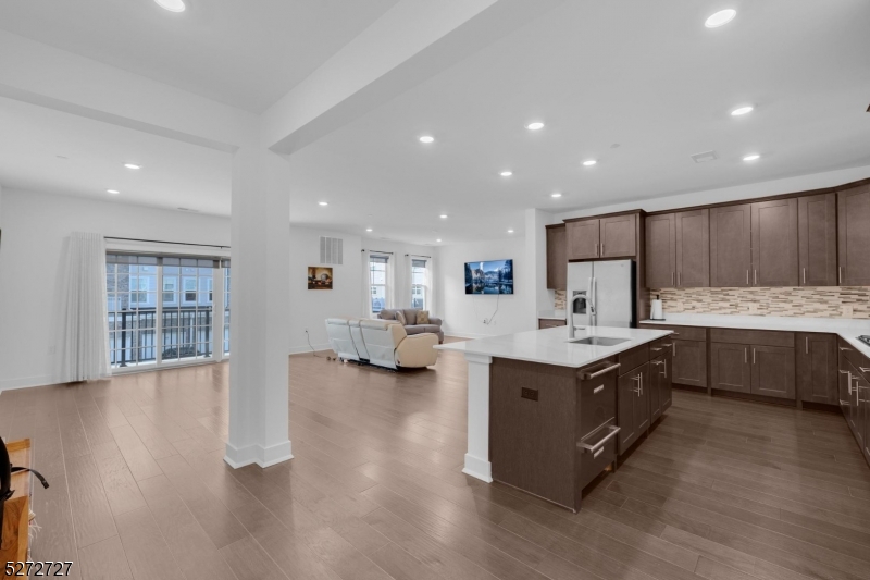 Collection at Morris Plains - Residential