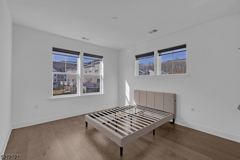 Collection at Morris Plains - Residential