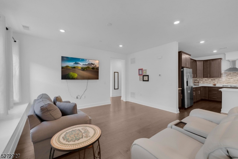 Collection at Morris Plains - Residential