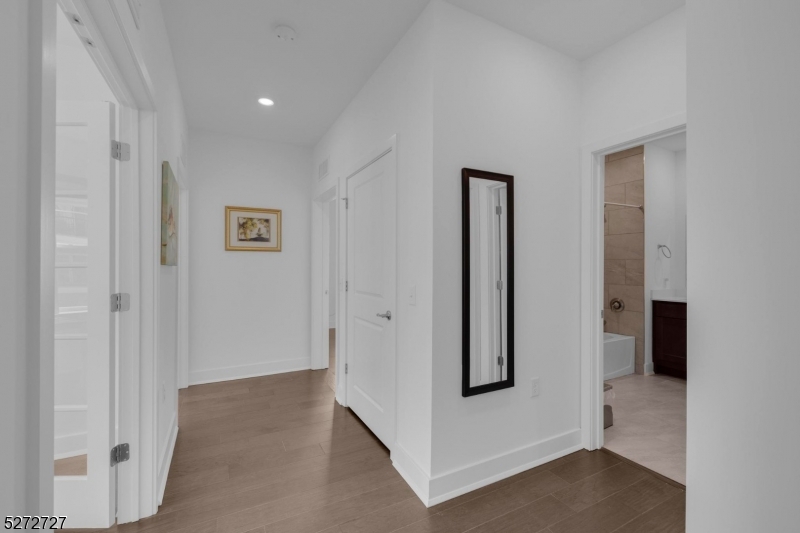 Collection at Morris Plains - Residential