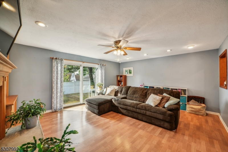 Colonia - Residential