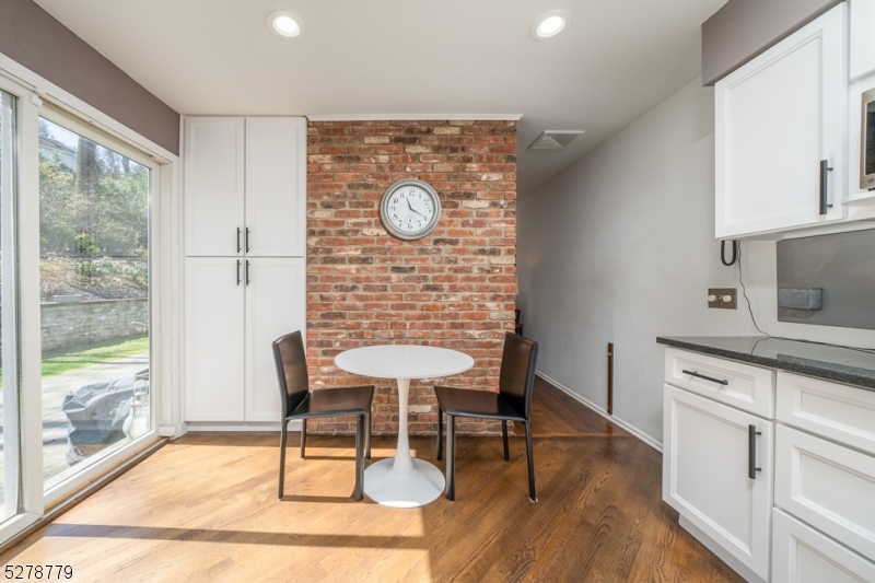 Murray Hill - Residential