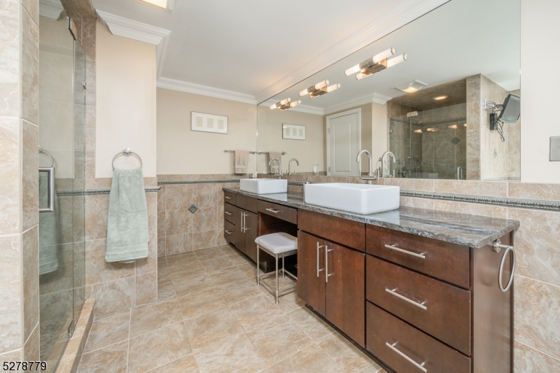 Murray Hill - Residential