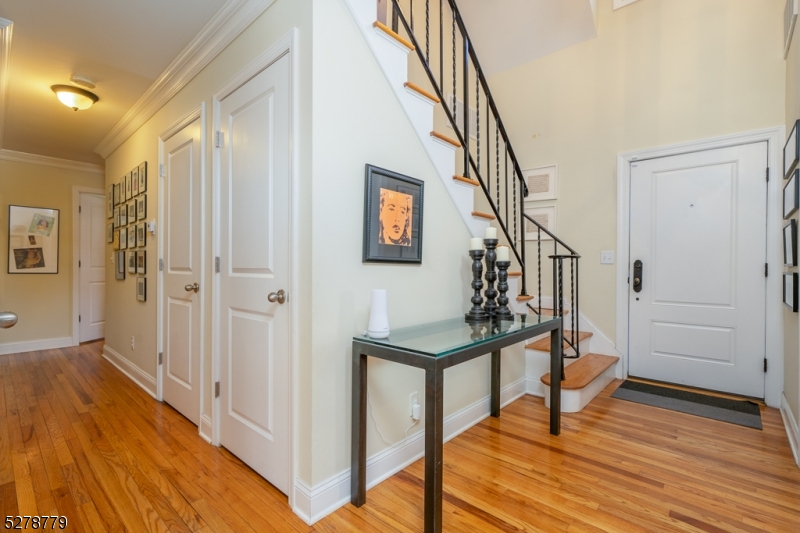 Murray Hill - Residential