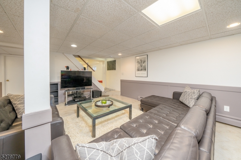 Murray Hill - Residential