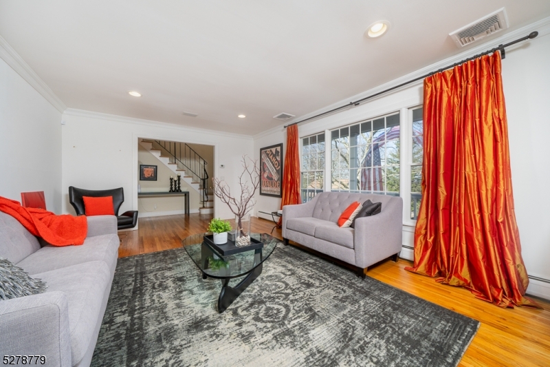 Murray Hill - Residential