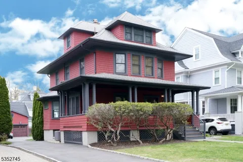 MLS: 3958737