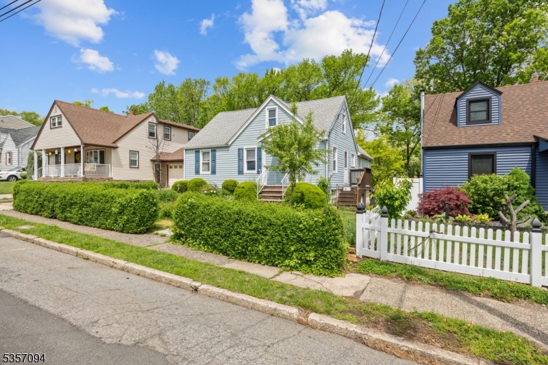 104 Bucknell Ave