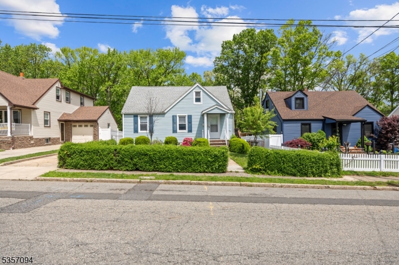 104 Bucknell Ave