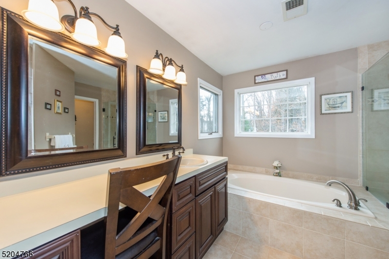 Bennington Woods - Residential