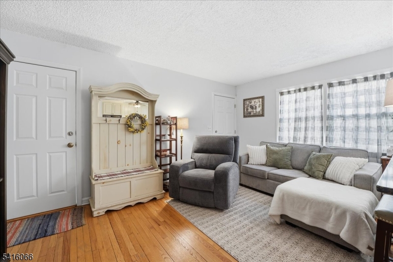 Tall Trees Condominium - Residential