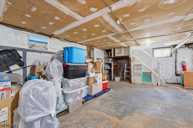 Tall Trees Condominium - Residential