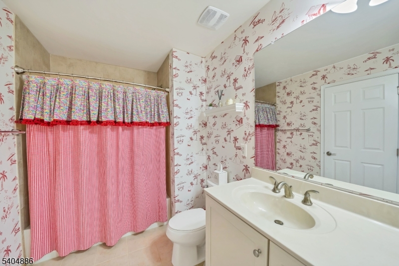 Enclave at Long Valley - Residential