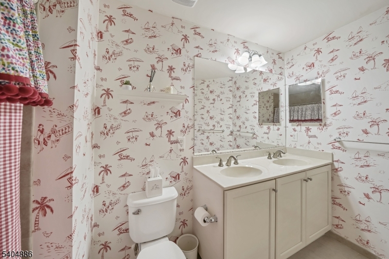 Enclave at Long Valley - Residential