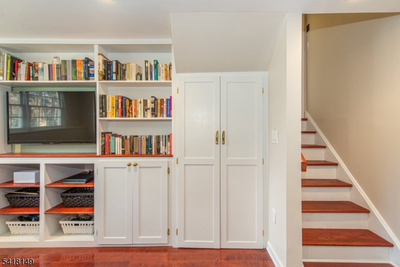 South / Woodland - Residential