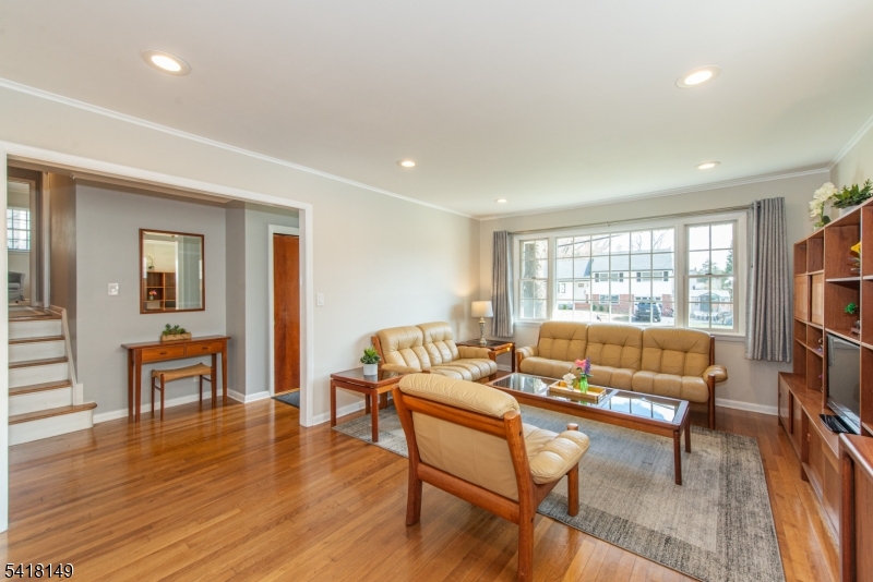 South / Woodland - Residential